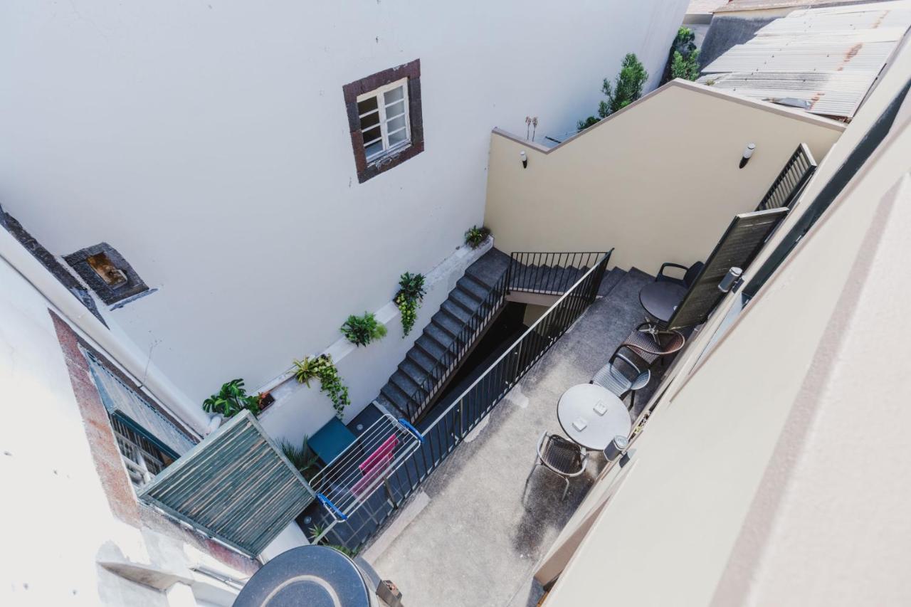 Jaca Hostel Funchal Esterno foto