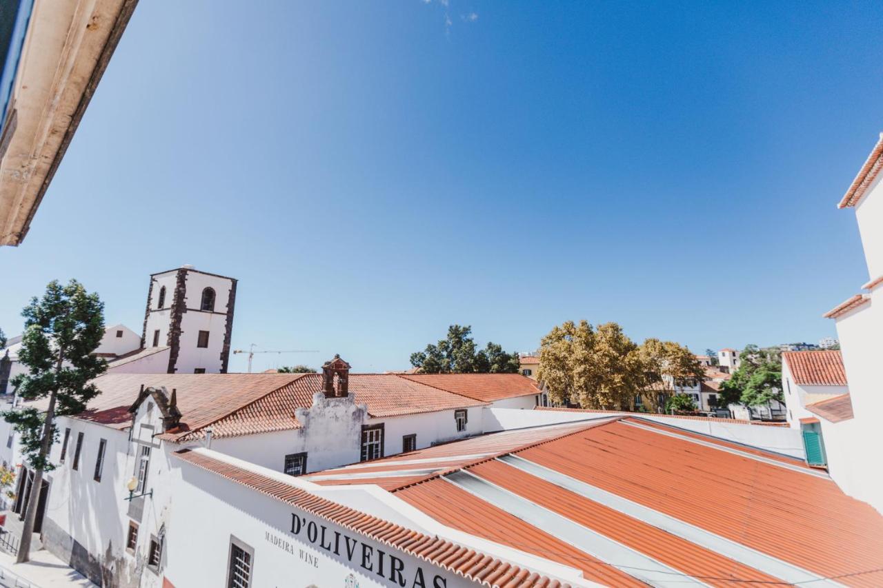 Jaca Hostel Funchal Esterno foto